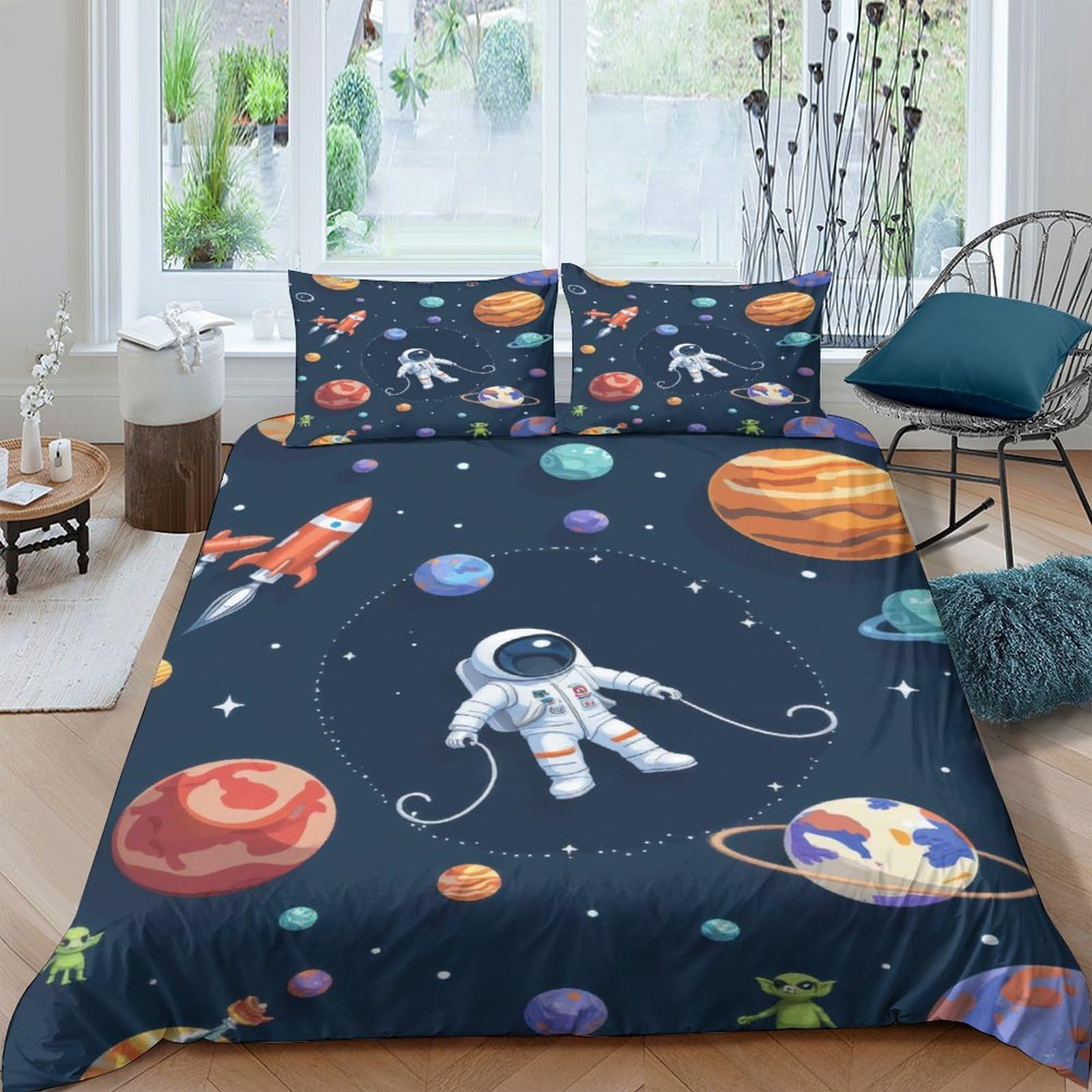 GPLZQXKJNH 3D Printed Space Astronaut Duvet Cover Microfiber Soft Breathable Planet Bedding Set with 2 Pillowcases for Bedroom Decor Single（135x200cm）