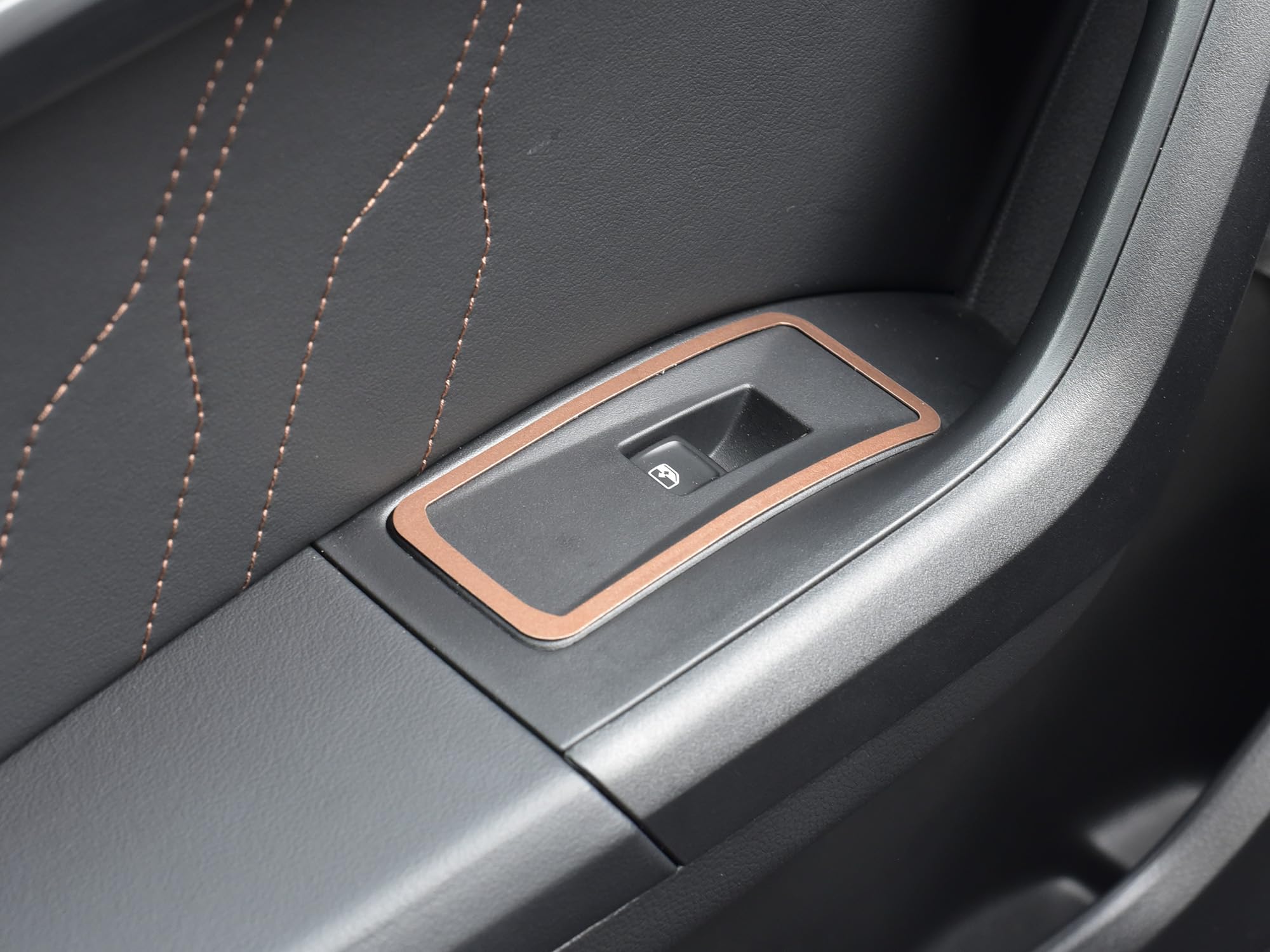 Abdeckung aus Stahl für Cupra.Ateca | Farbe COPPER Stil - Fensterschalter Dekor | 4 Stück Edelstahl 4Drive DSG V VZ Tribe Limited Edition Ateca Tuning Zubehör
