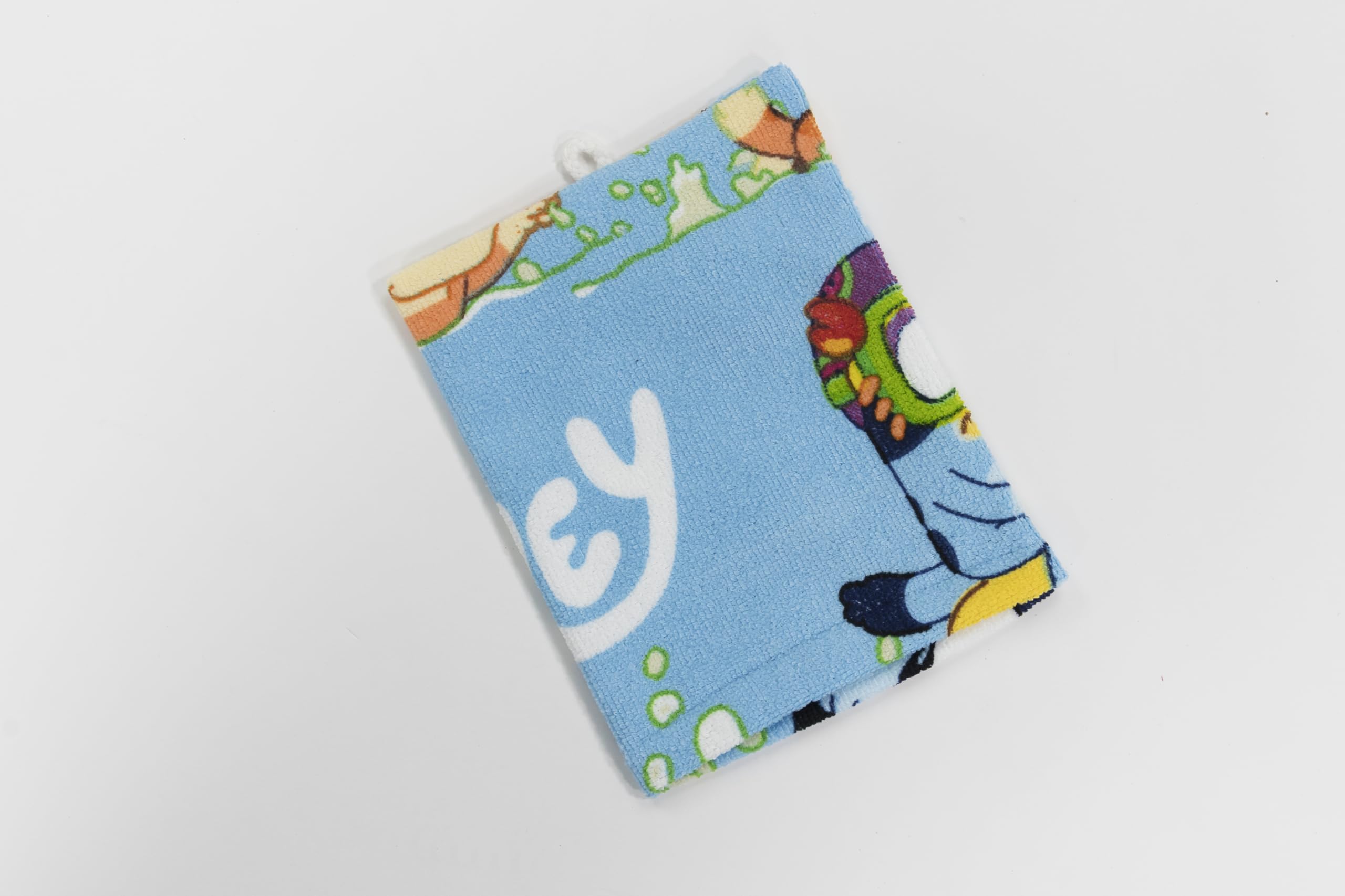 Aymax, Set Peignoir + Serviette + Gant Enfant Bluey | Bluey & Bingo Bleu Ciel All-Over | Licence Officielle