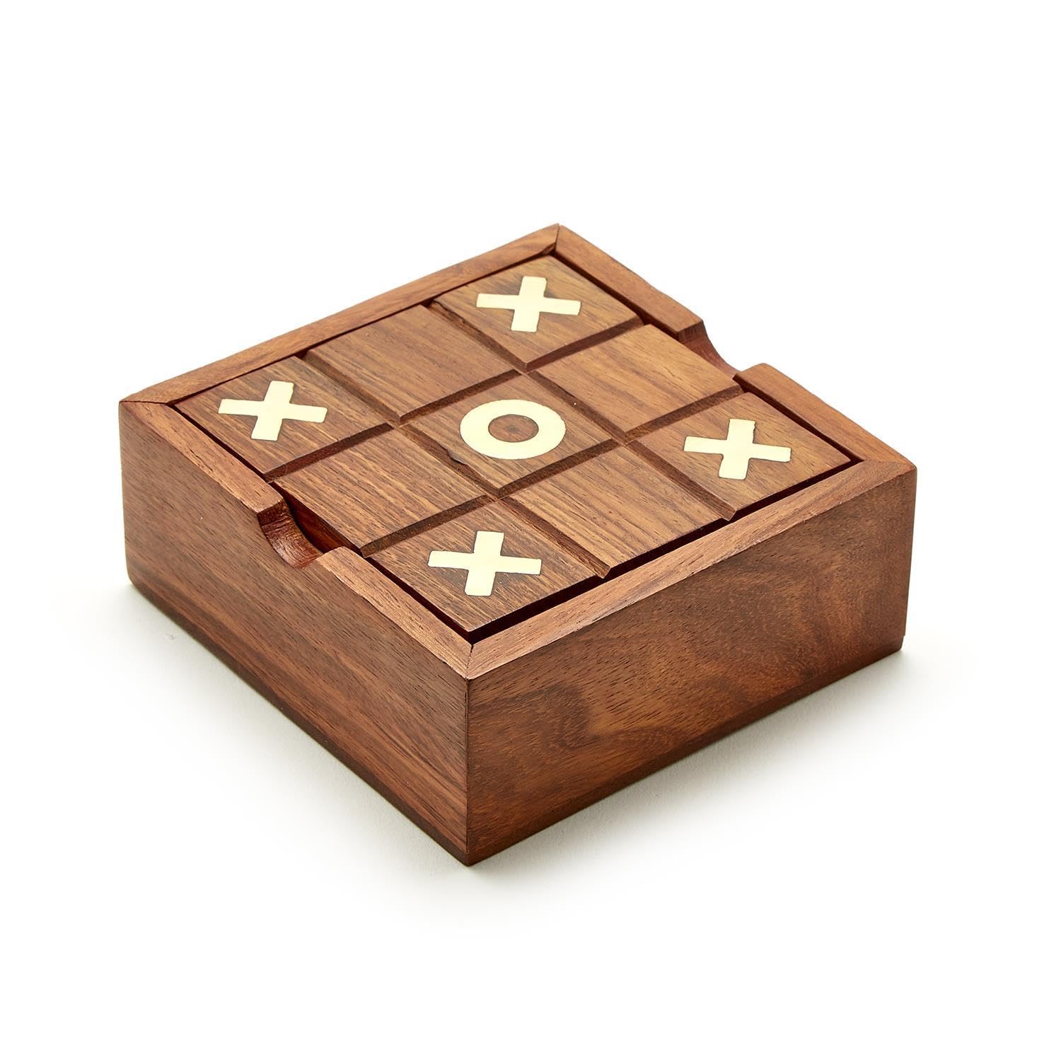 Amazon.com: Two's Company 2-in-1 Game Set in Hand-Crafted Storage