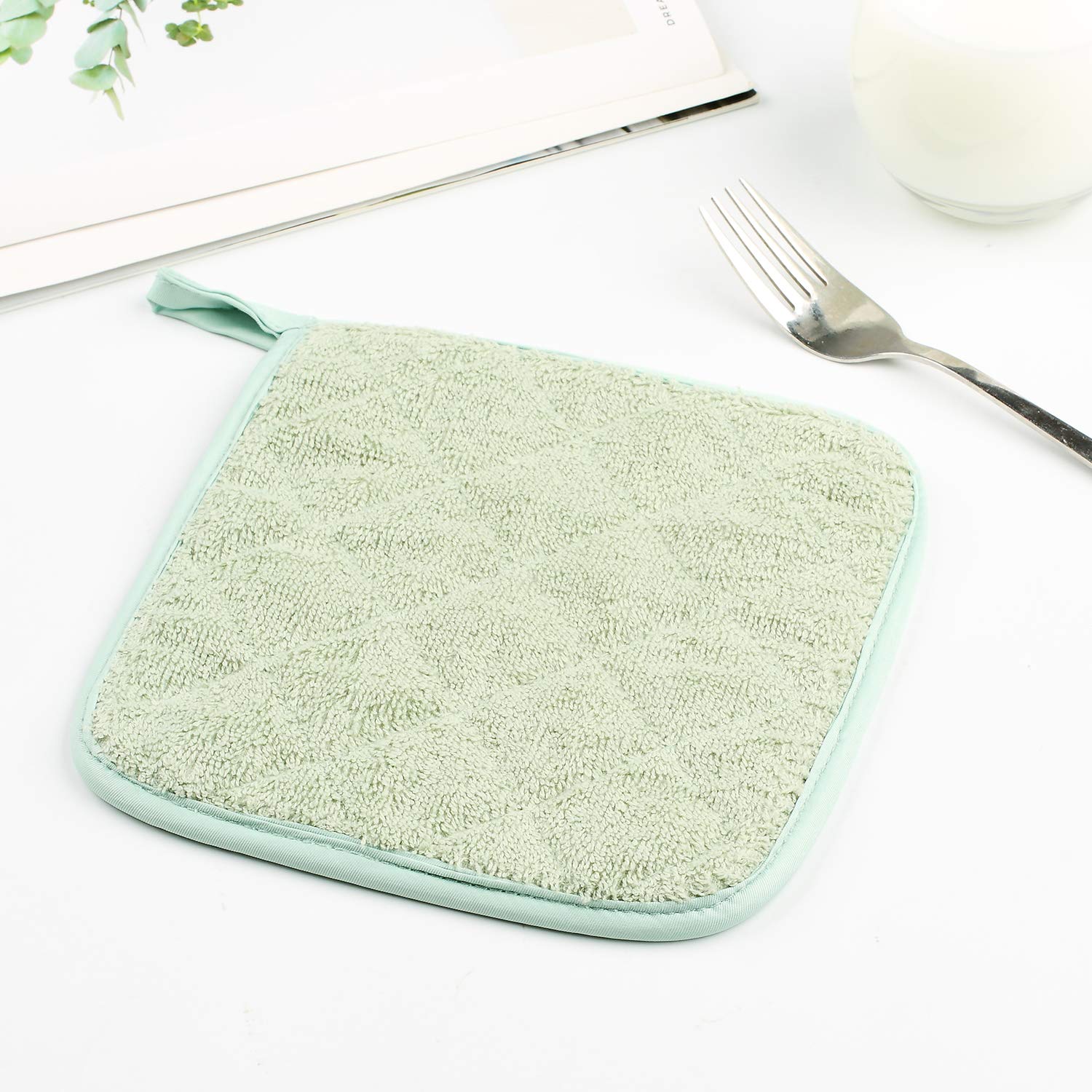 Set di 5 presine da cucina completamente in cotone e in tessuto di spugna termoresistente, ideali per uso quotidiano in cucina e con fornelli e forno Menta Verde