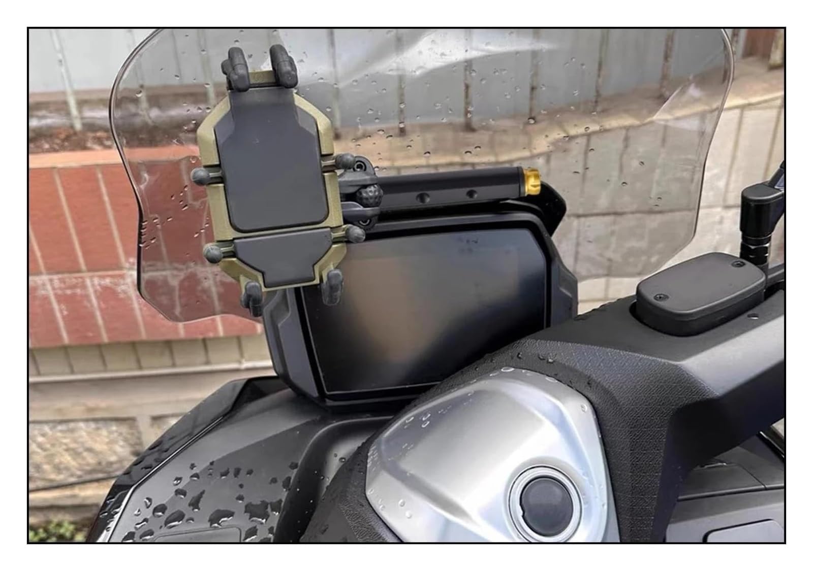 Support De Navigation GPS pour VOGE pour SR4MAX 350 SR4 pour Max Fixation sur Station d'accueil, Navigation GPS Support De Téléphone Guidon Moto Compatible avec(Rouge)
