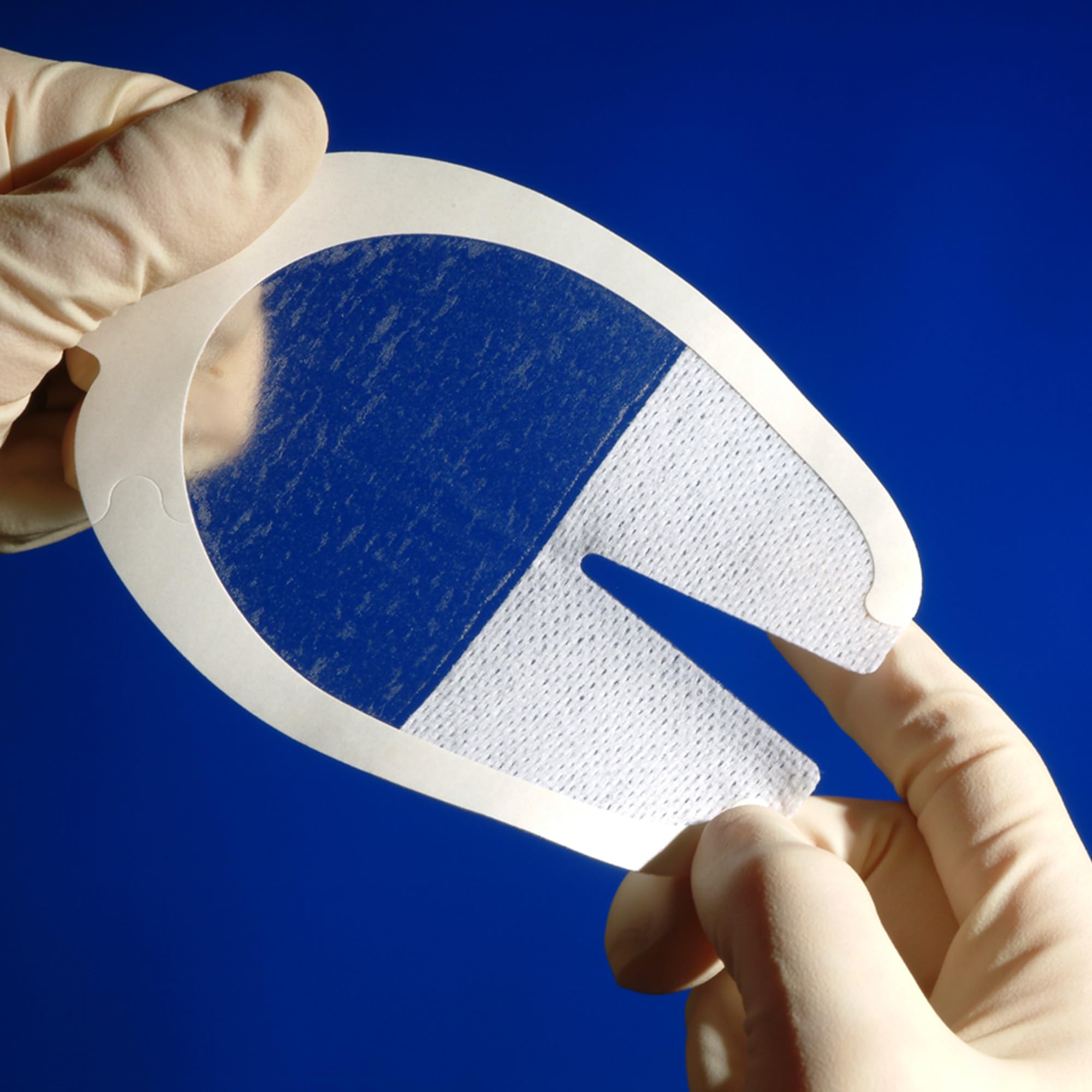 3M Tegaderm™ IV - cm 8.5x10.5 Medicazione adesiva sterile in Film di Poliuretano con bordo in TNT per cateteri venosi centrali, Confezione 50 Pezzi