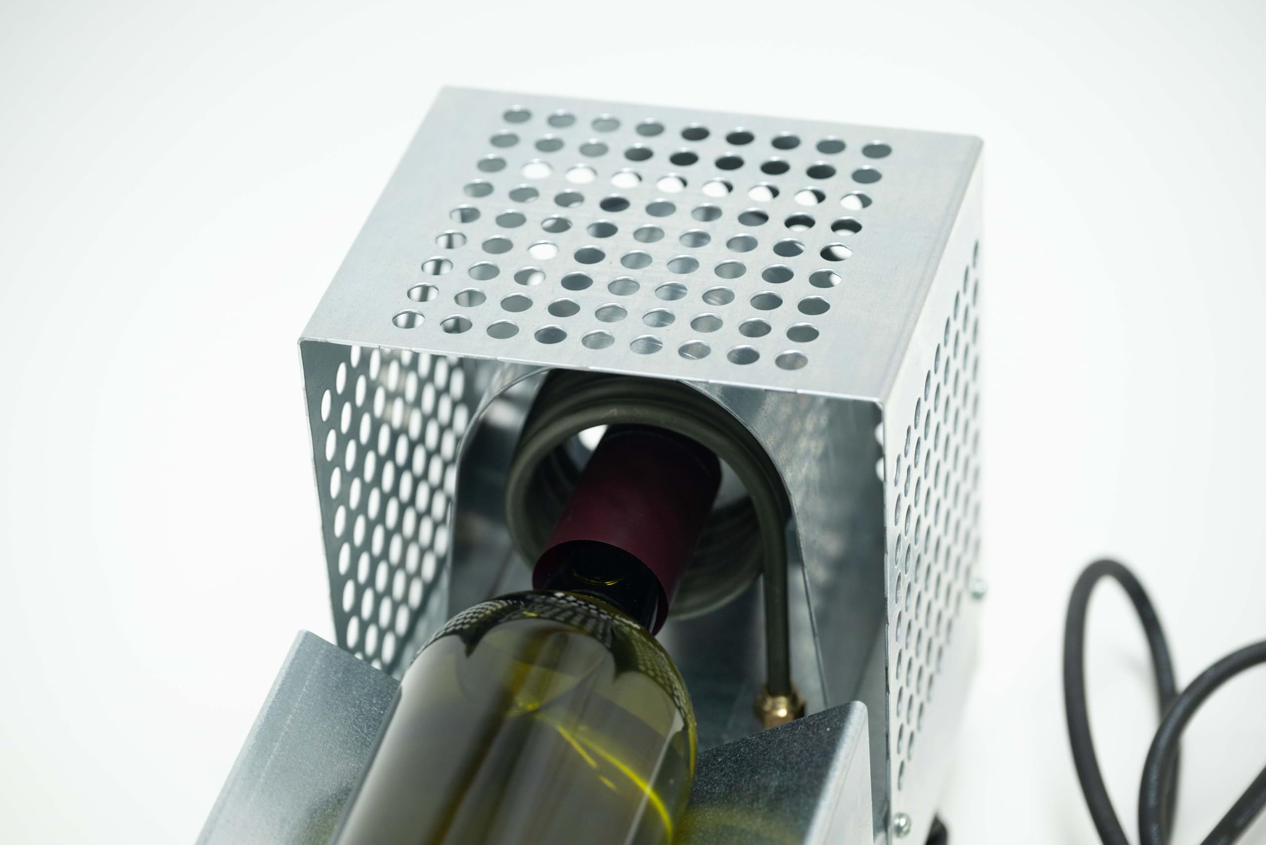 Generico Termocapsulatrice in Ferro zincato per Capsule termoretraibili nelle Bottiglie di Vetro per Vino e Olio