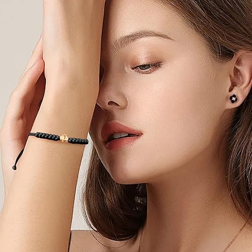 Miniatura 3 de Pulsera con inicial negra para mujeres y hombres, pulseras de letras con dije de inicial, pulseras de cuerda negra con iniciales, cuerda trenzada