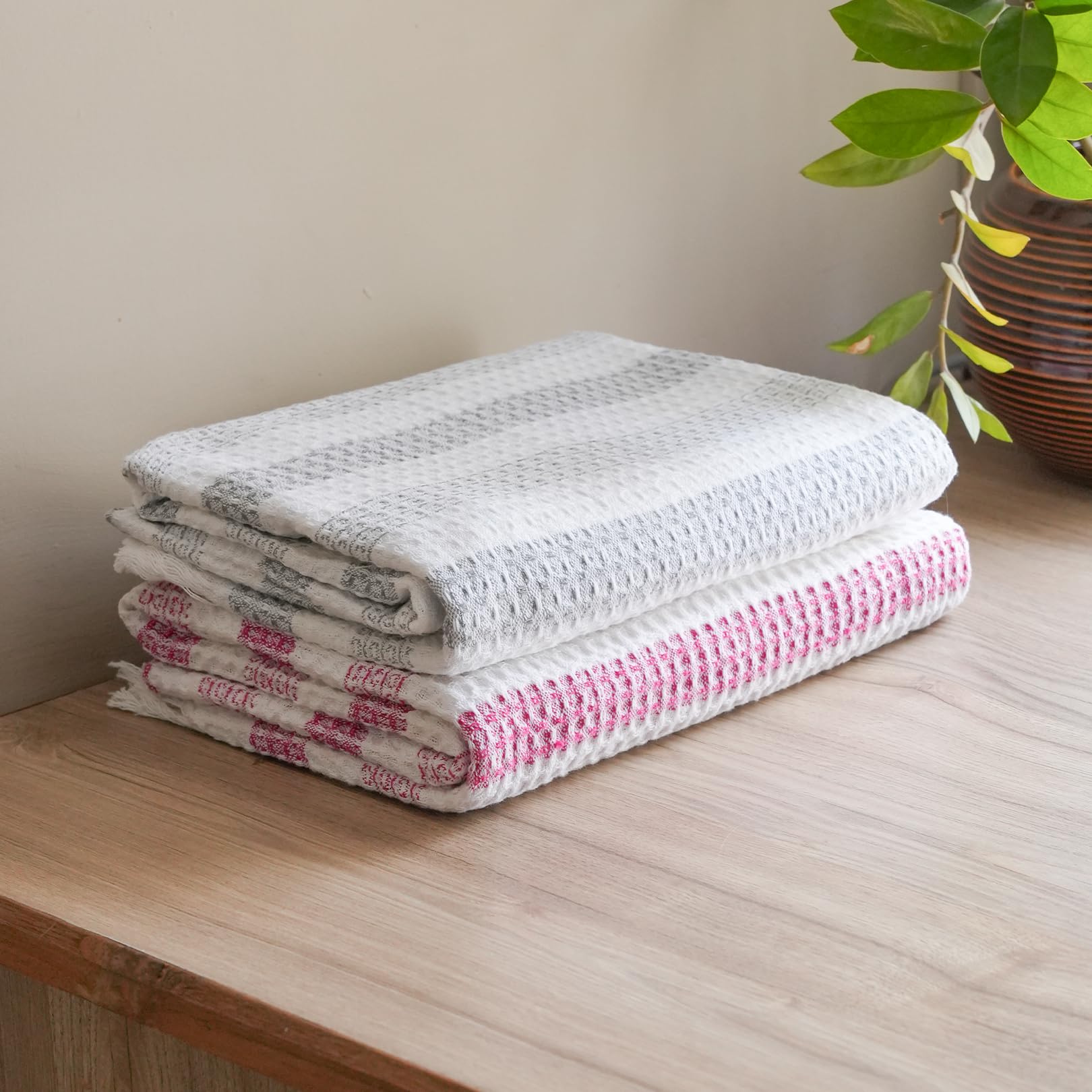 Thirsty Towel by Doctor Towels, 100% Cotton Waffle Bath Towel Pack of 2 | 70 x 140 cm Large Size | Quick Dry & Ultra Soft Cotton Towels for Bath for Men & Women – Red & Grey