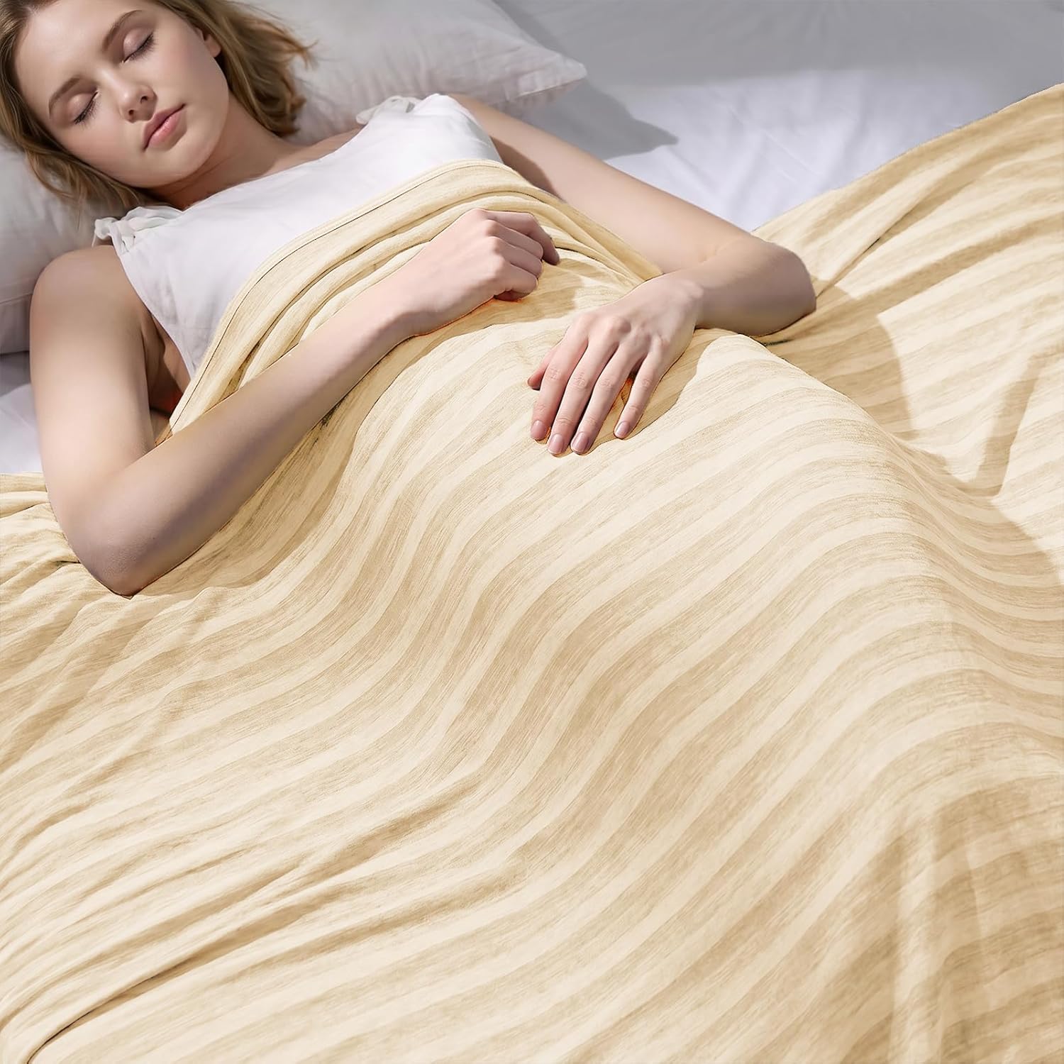 GOHERO Cooling Blanket Throw- 50"x60" Summer Cooling Throw Blanket for Hot Sleepers Arc-Chill Q-Max >0.45 Cool Fiber, Keeps Cool for Night Sweats, Soft Lightweight Sofa Blankets for Kid Adults