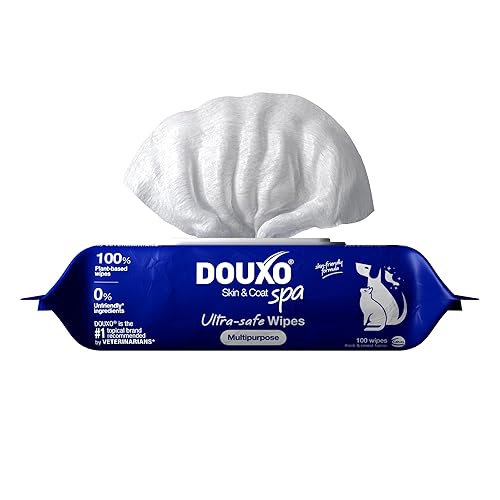 DOUXO® Skin & Coat SPA - Ultra-Safe Multipurpose Wipes for Dogs and Cats, 100 Wipes, Gently Removes Tear and Saliva Stains, Leaves the Coat and Skin Refreshed and Smelling Great, Skin-Friendly Formula