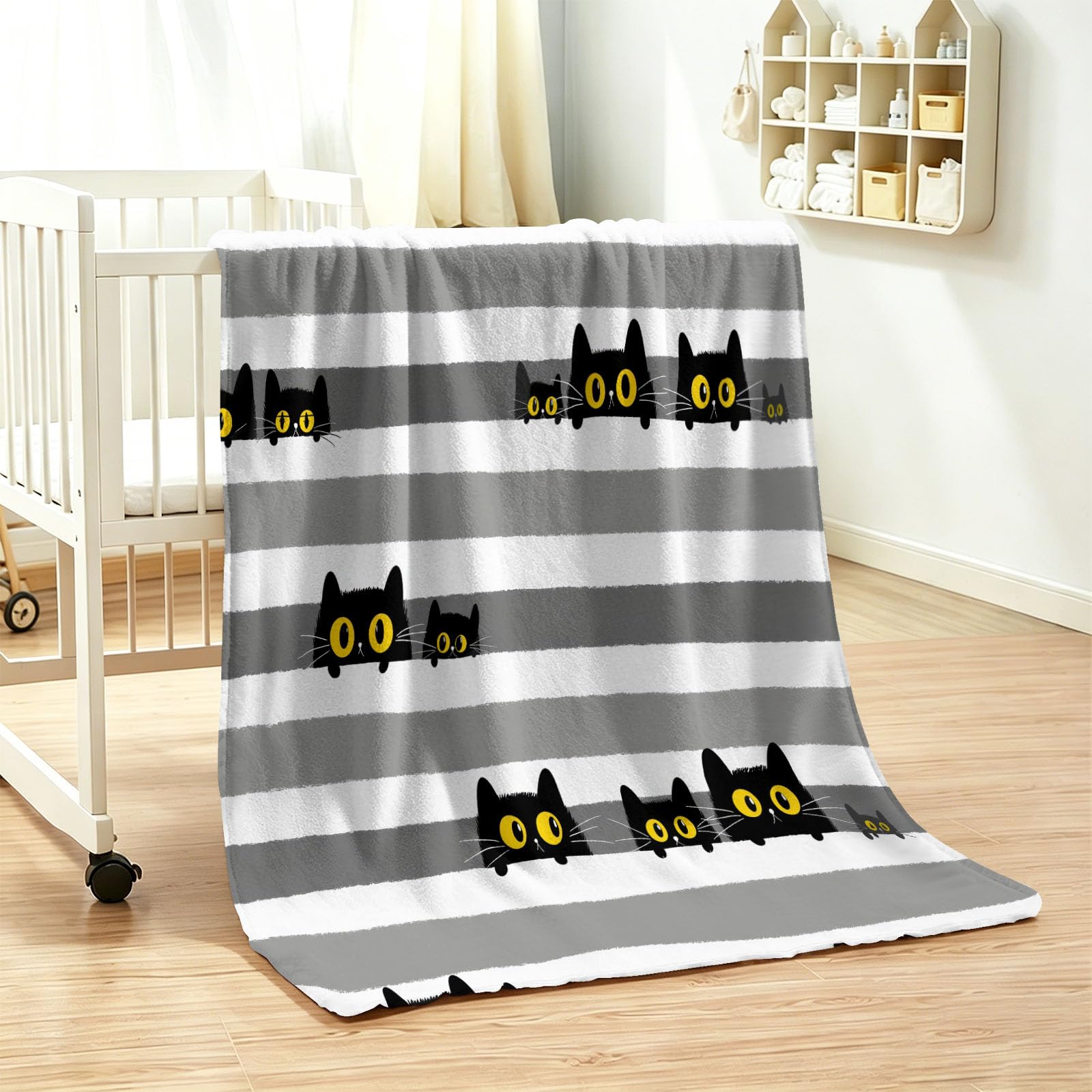 Flanelowy koc polarowy 220 x 260 cm, uroczy czarny kot & w paski
