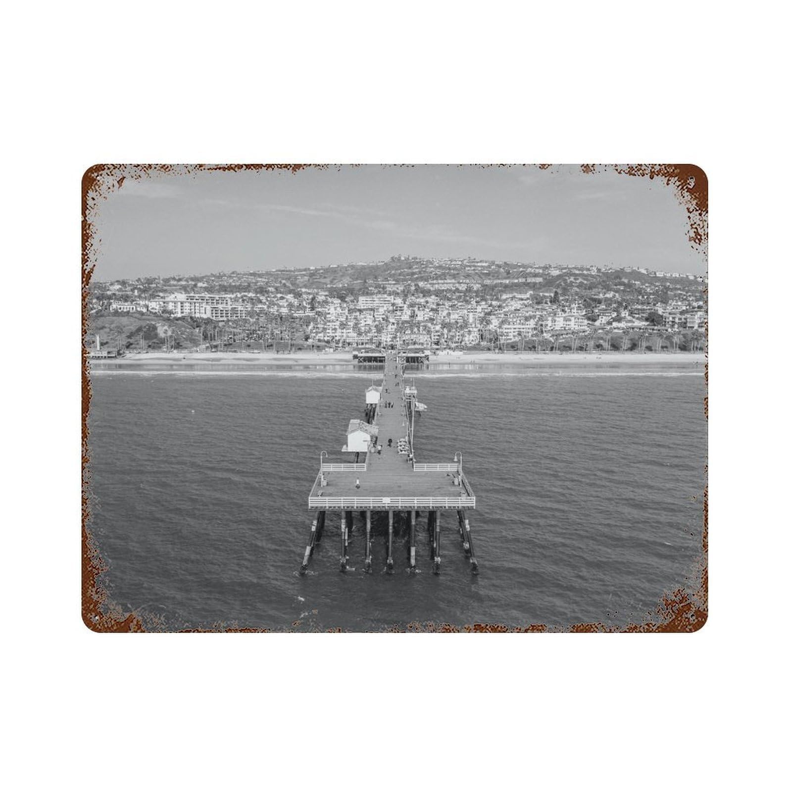 xiaoxiaoshen Black And White San Clemente Photo California Wall Decor Art Metal Tin Poster Modern Home Decor Art Home Bar Shop Decorations Vintage Sign 30x40cm