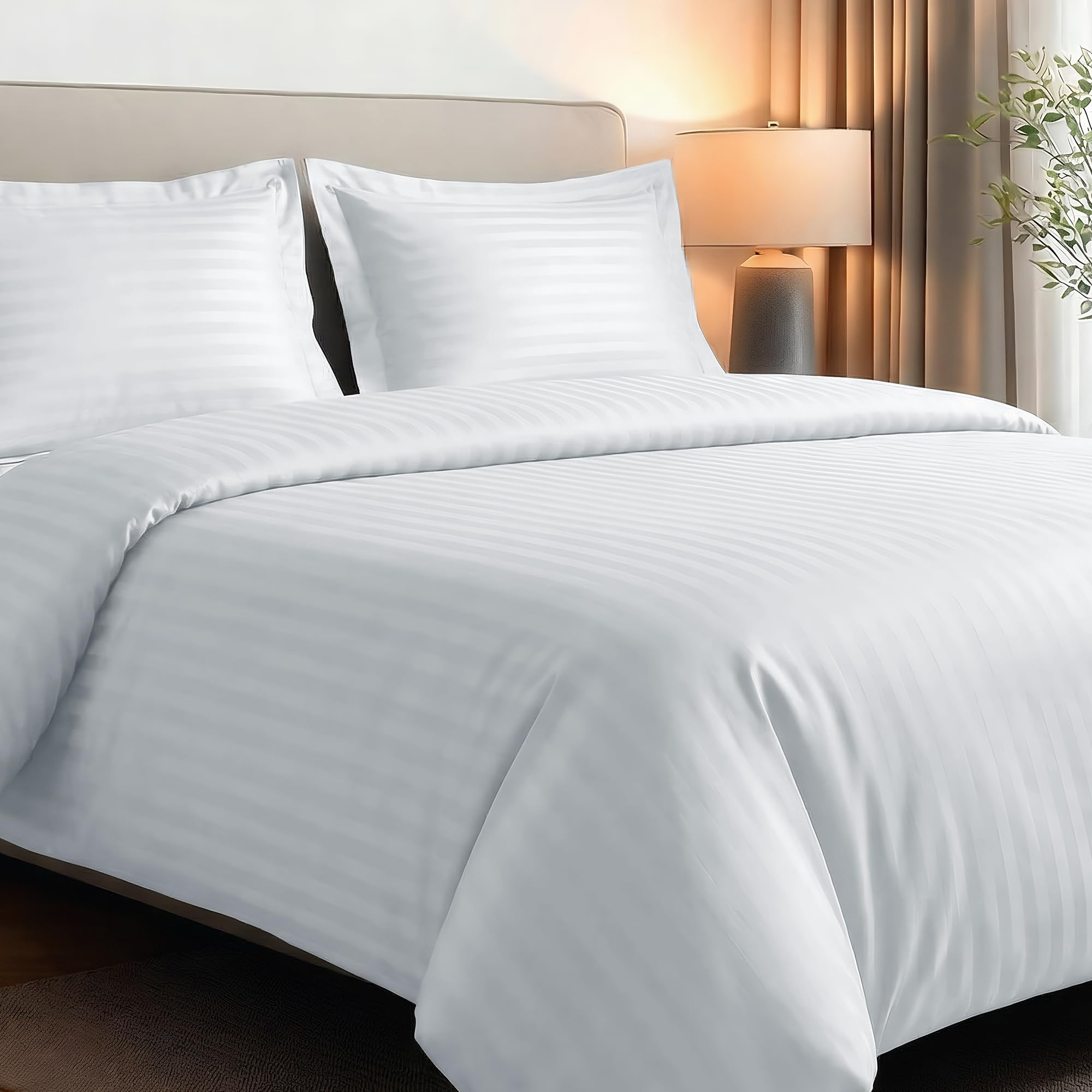 Deconovo Super King Duvet Cover Set, Soft Microfibre Striped Bedding Sets, Embossed Stripe Design, OEKO-TEX Certified, Easy Care Super King Bedding Set(220x260cm, Silver)