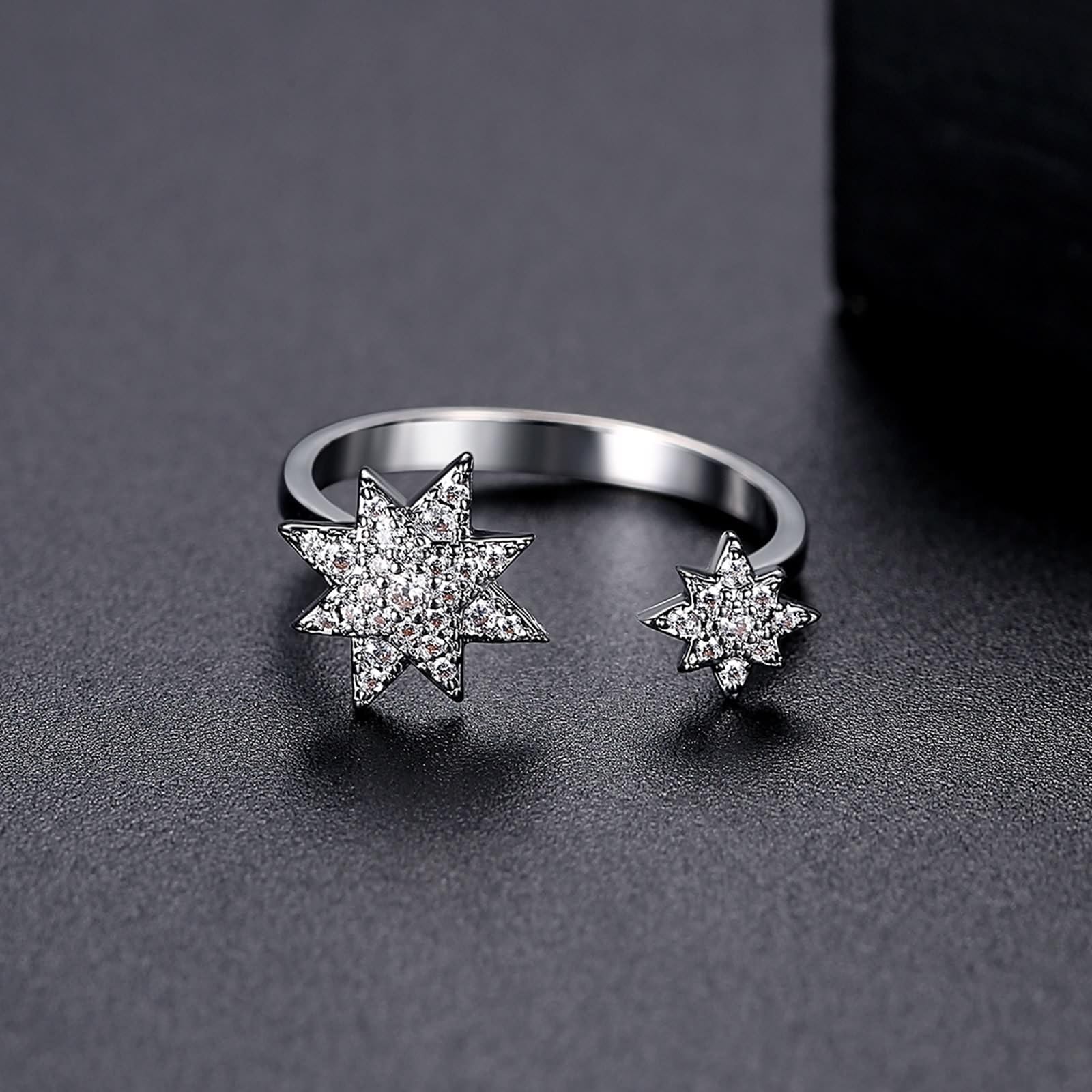 Diamentowe pierścionki obietnicy dla kobiet obrączki ślubne z białego złota dla kobiet 18-karatowe niemetalowe znaczki (tylko moda) kształt gwiazdy z cyrkonią rozmiar H 1/2 moda dla cioci biżuteria