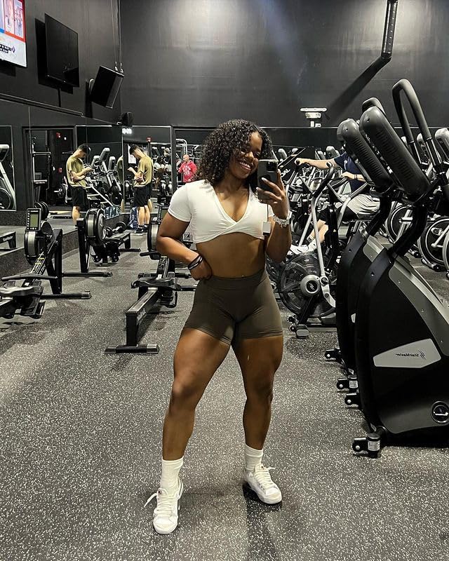 Aoxjox Short Sleeve Crop Tops for Women Sienna Twist Deep V Workout Cropped T Shirt Top - Image 3