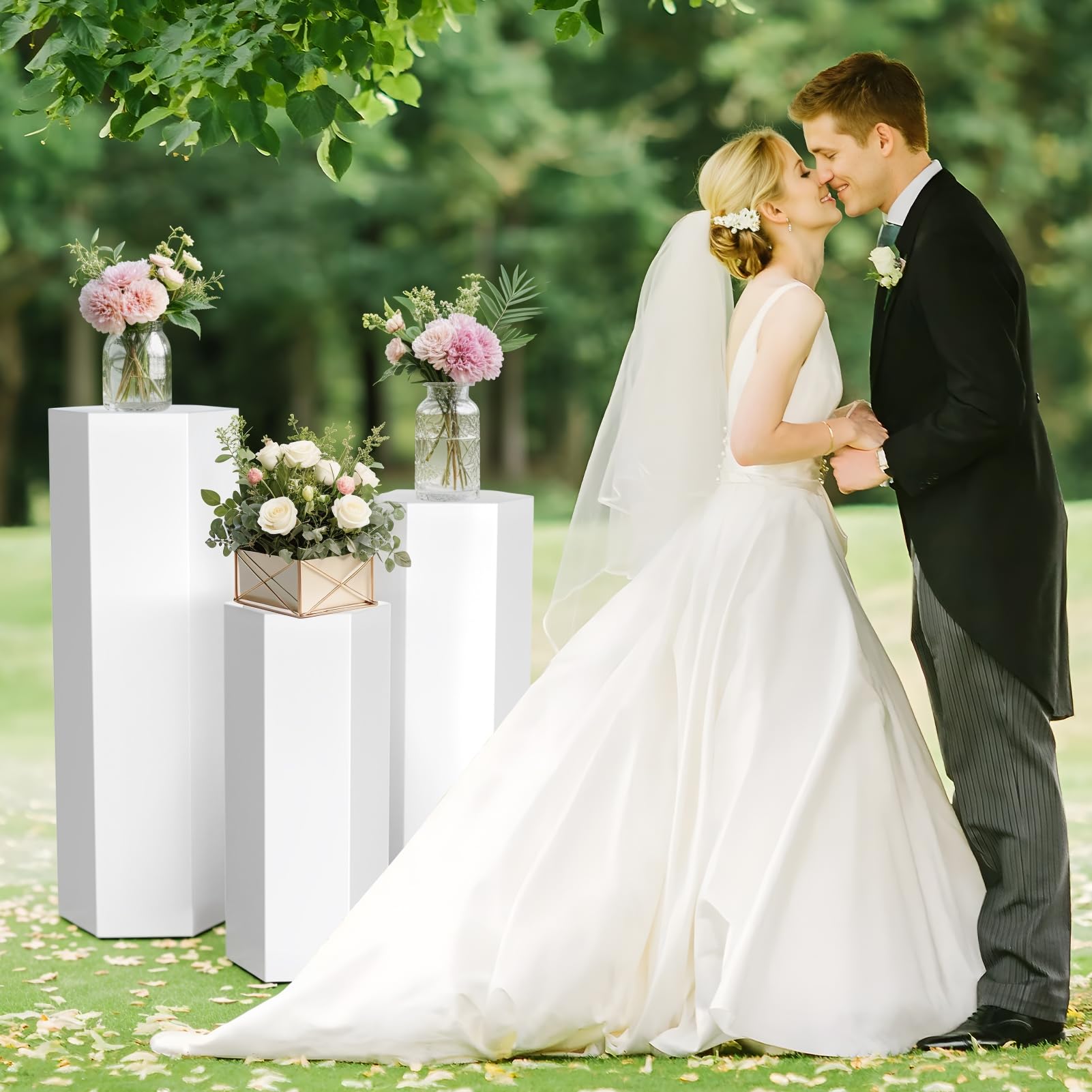 Stand de piédestal Hexagonal, Ensemble 3 étalages en Fer pour Un Cadeau gâteau, réutilisable Le décor d'événements d'anniversaire Douche bébé, piliers Mariage la fête Blanc
