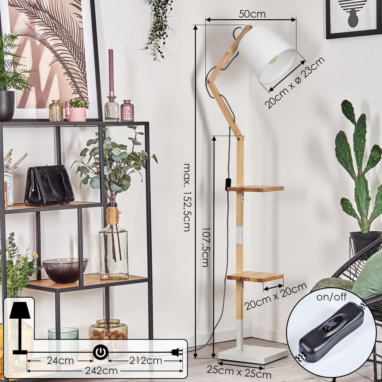 HOFSTEIN Stehleuchte Tukchor, Stehlampe aus Holz/Metall/Stoff in Natur/Weiß, verstellbare Leuchte im Boho-Design mit Ablageflächen u. Schalter, 152,5 cm, E27, Wohnzimmer, Schlafzimmer, Esszimmer