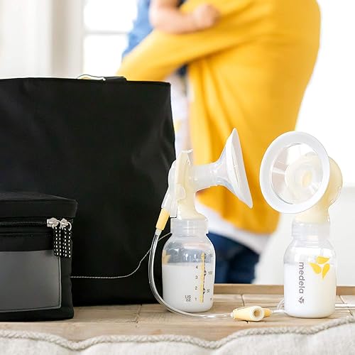 Miniatura 7 de Medela PersonalFit - Protectores de pecho flexibles paquete de 2 bridas medianas de 0945in hechas sin BPA moldeadas a tu alrededor para un bombeo