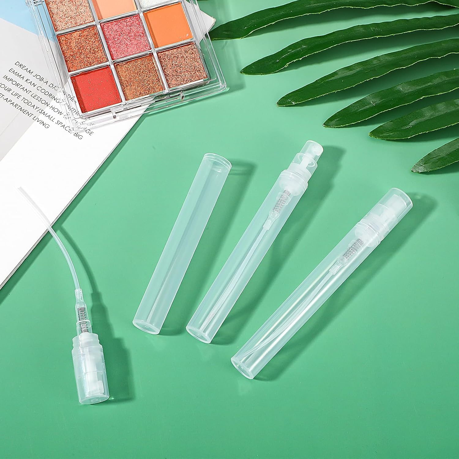 200PCS Mini Spray Bottles 5ML Clear Plastic Empty Sample Containers Perfume