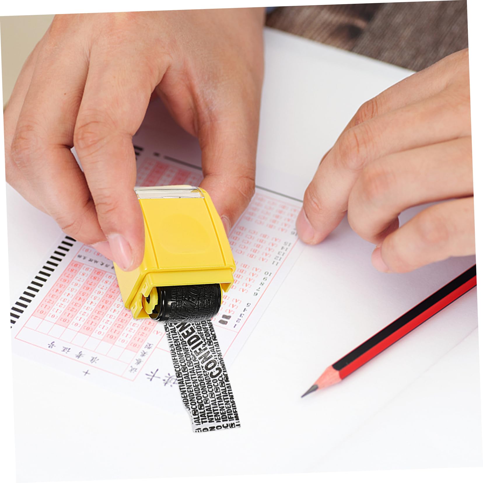 Lurrose 4pezzi Convenient Roller Stamp Per Privacy Per Nascondere Sensibili Su Documenti Fatture e Accessorio Per La Protezione