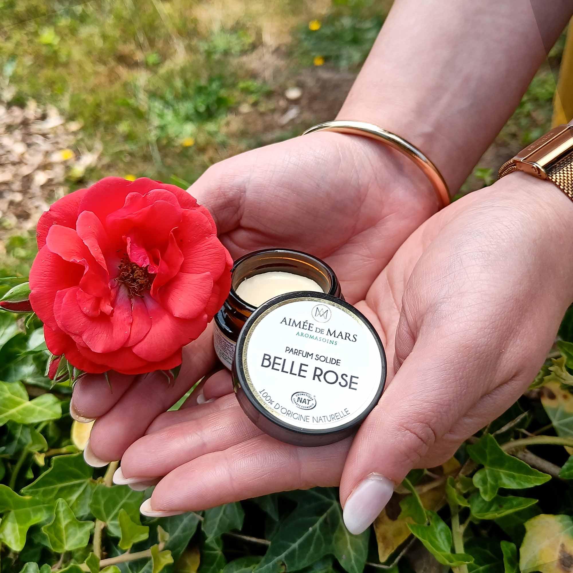 AMADA DE MARZO – Belle Rose – Perfume sólido natural para mujer, 15 g, 100% de origen natural, notas florales (rosa de Damasco), bienestar emocional, formato nómada, fabricado en Francia
