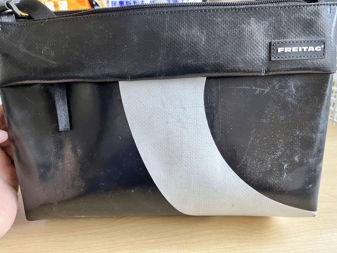 Amazon.co.jp: F553 LOU フライターグ freitag バッグ : スポーツ  