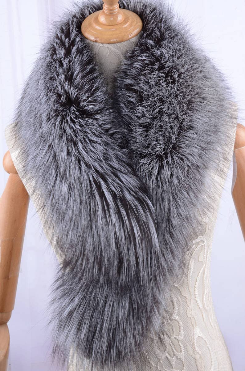 utahinahanamiumiu 希少 フード リアルファー マフラー Amazon.co.jp: 限定 シルバーフォックスファー マフラー 原色