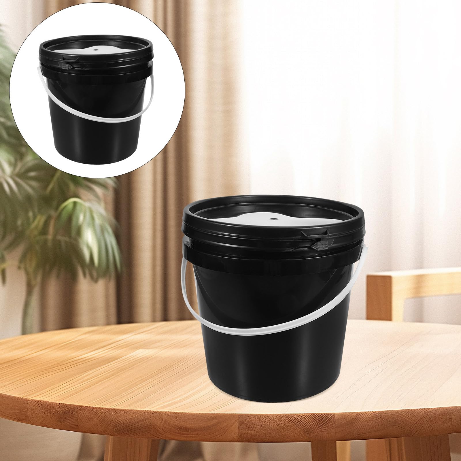 Bucket de Peinture Noir en Plastique Léger avec Poignée, Seau de Peinture avec Couvercle pour Rangement et Usage Quotidien à Domicile, Capacité 2l
