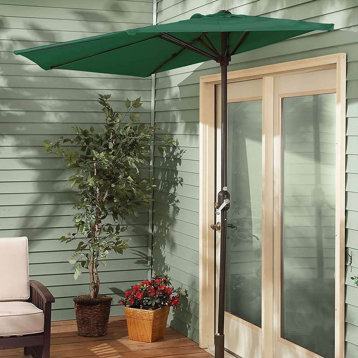 chalk paint on patio umbrella Umbrella Painting: Renew Your Outdoor Umbrella