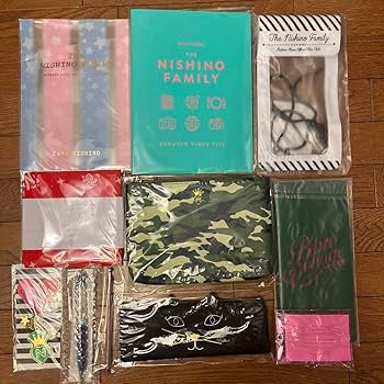西野カナDVD、CD、ファンクラブ会報、特典クリアファイル、スマホリング他 西野カナDVD、CD、ファンクラブ会報、特典クリアファイル