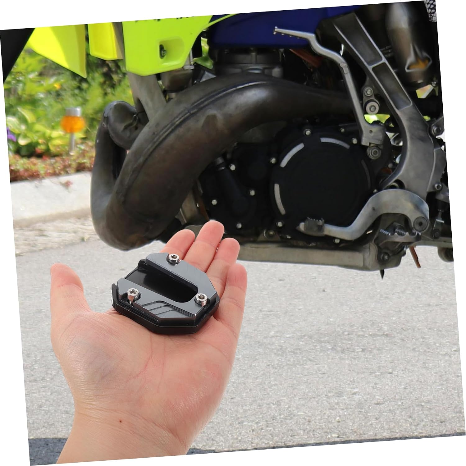 PRETYZOOM Motorcycle Kickstand Pad Aluminum Non-slip Foot Pads for Kickstand Foot Side Stand Sturdy Support Easy Install for Improved Riding