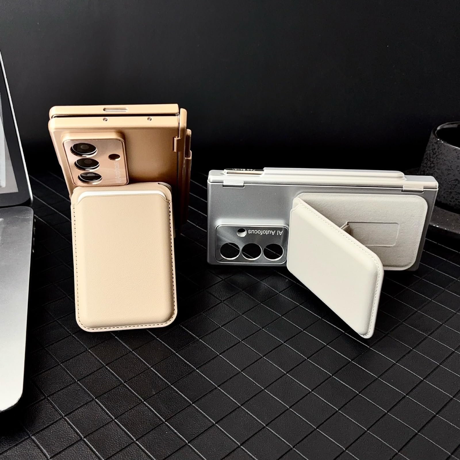 Magnetyczne etui do Samsung Galaxy Z Fold 8 Ultra, zdejmowany portfel
