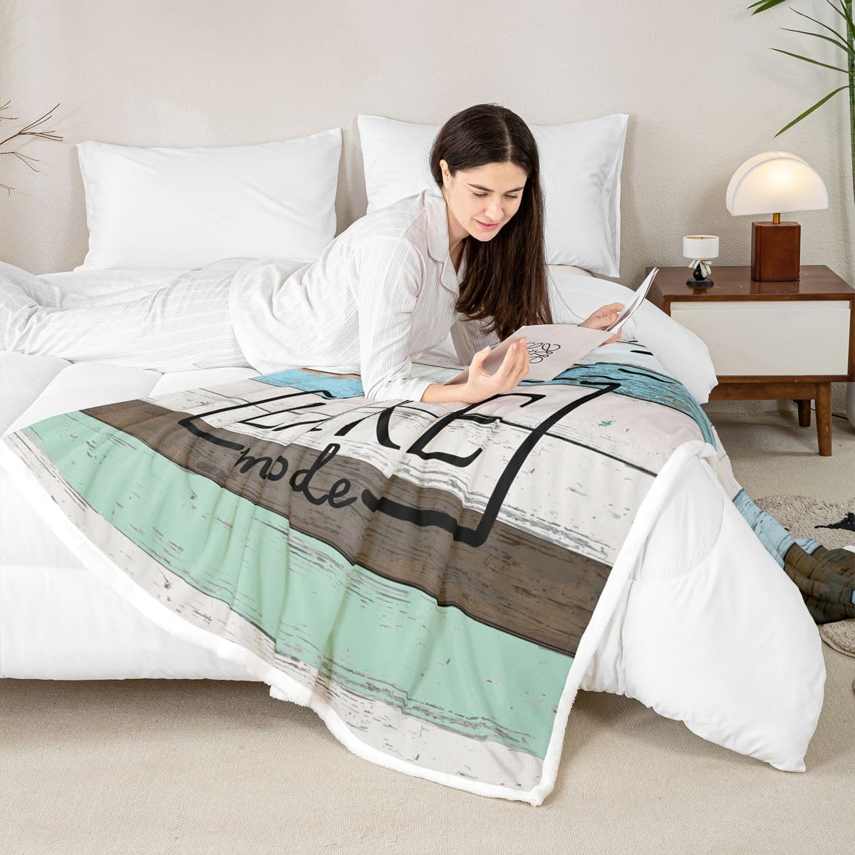 Erosebridal Lake Life Decor Throw Blanket, 50"x60", Multicolor Sunset Wood Plank Letter Print, Microfiber/Sherpa Blend, Reversible, Soft and Warm, Perfect for Reading, Napping, Camping, Travel