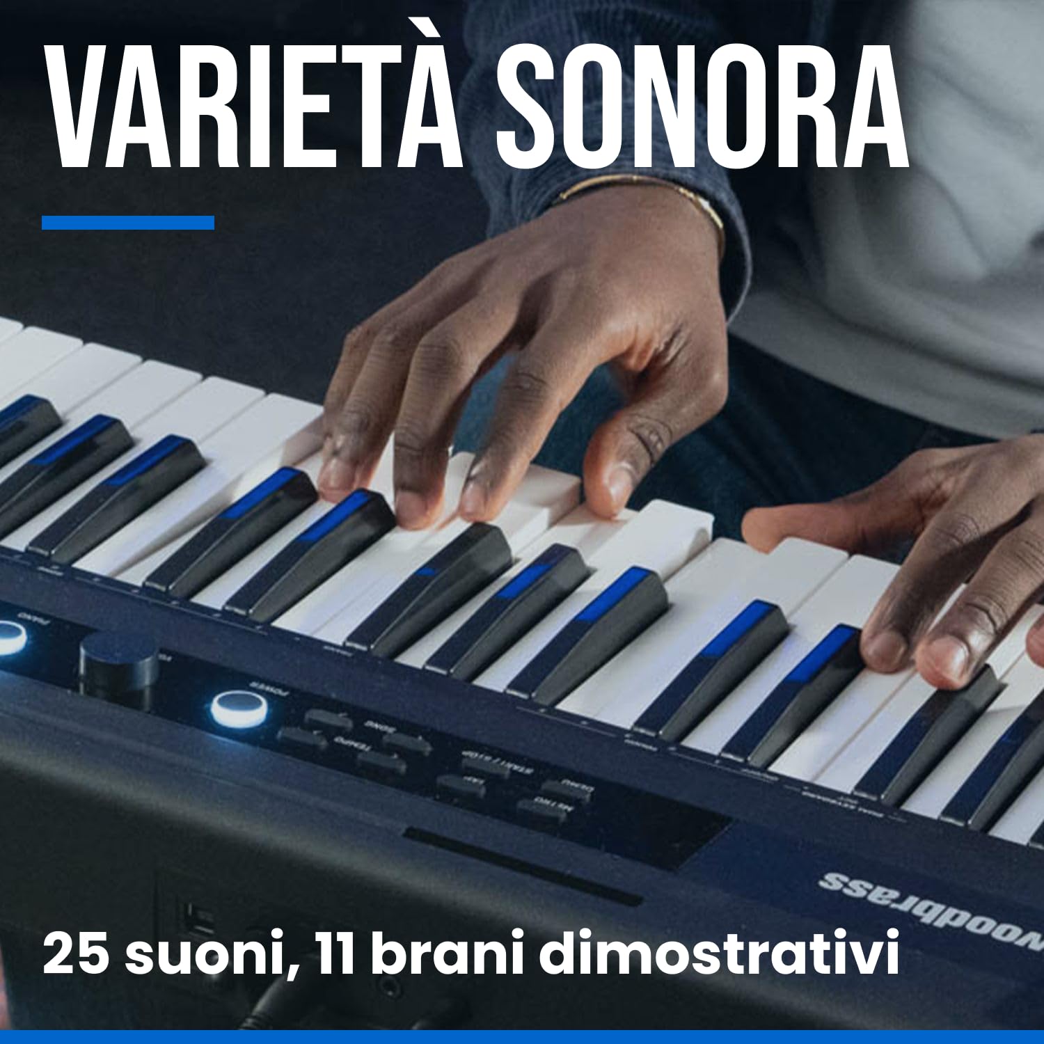 Woodbrass XPL1 - Pianoforte digitale portatile amplificato, 88 note, leggero, compatto e versatile, 25 suoni di qualità e amplificazione stereo, tastiera per imparare, perfezionare o giocare sul palco