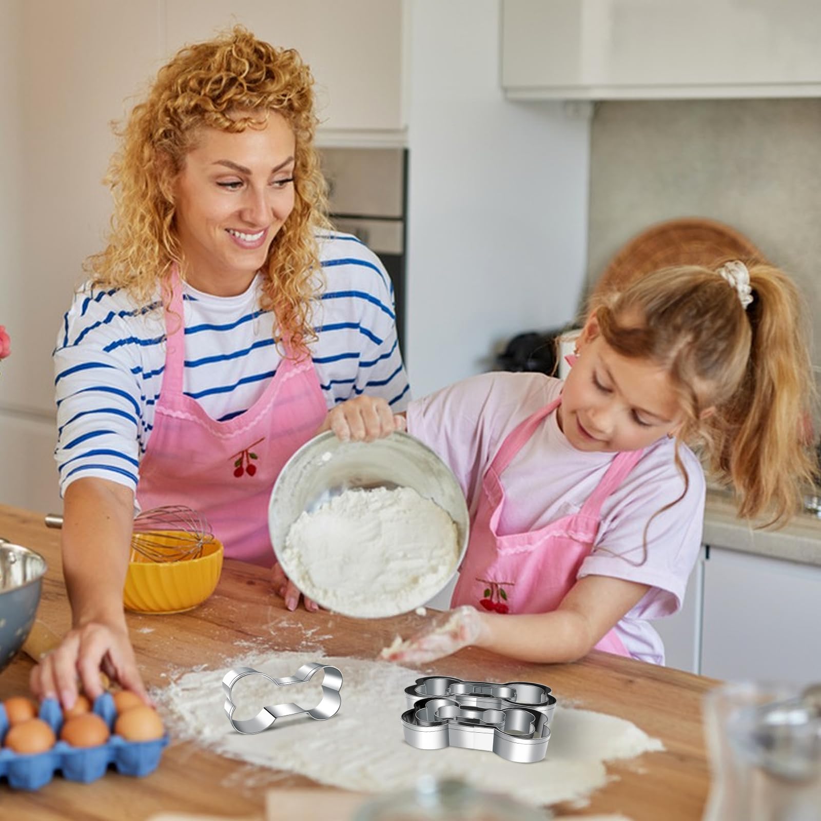 Dog treats Cutters Set 6 Pieces Dog Cookie Cutter sets Different Sizes Mini Small Medium Big Cut Out for Homemade Treats and Baking