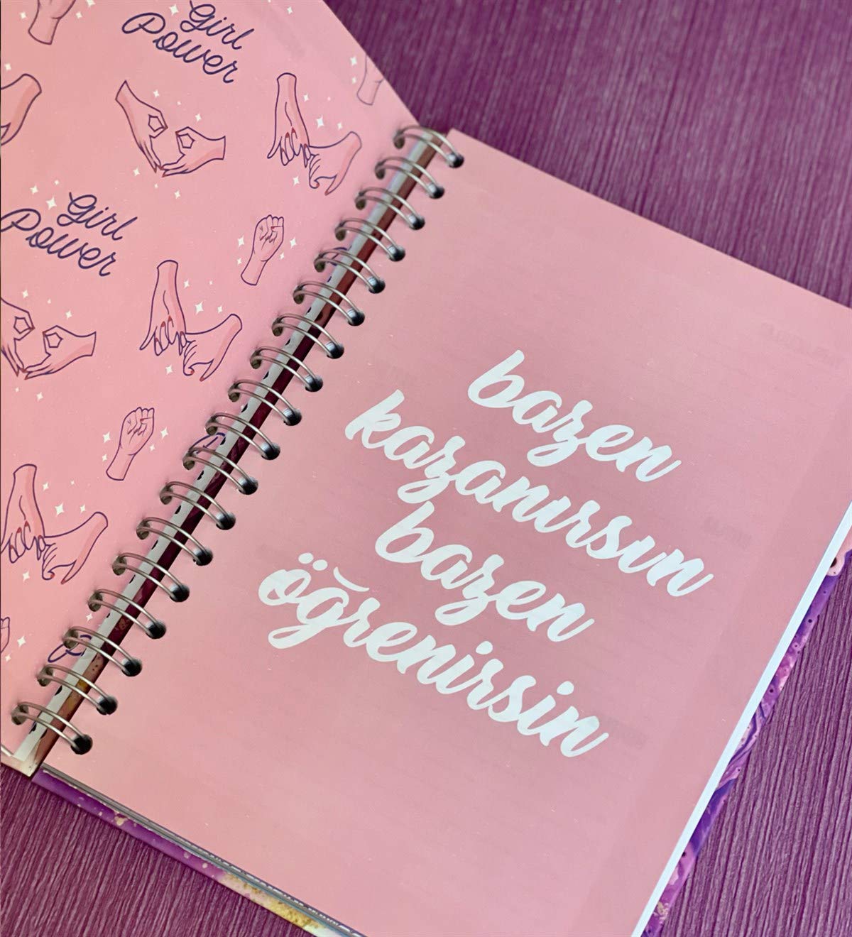 Hayallerinin Peşinden Git Tasarımlı Konuşan Ajanda