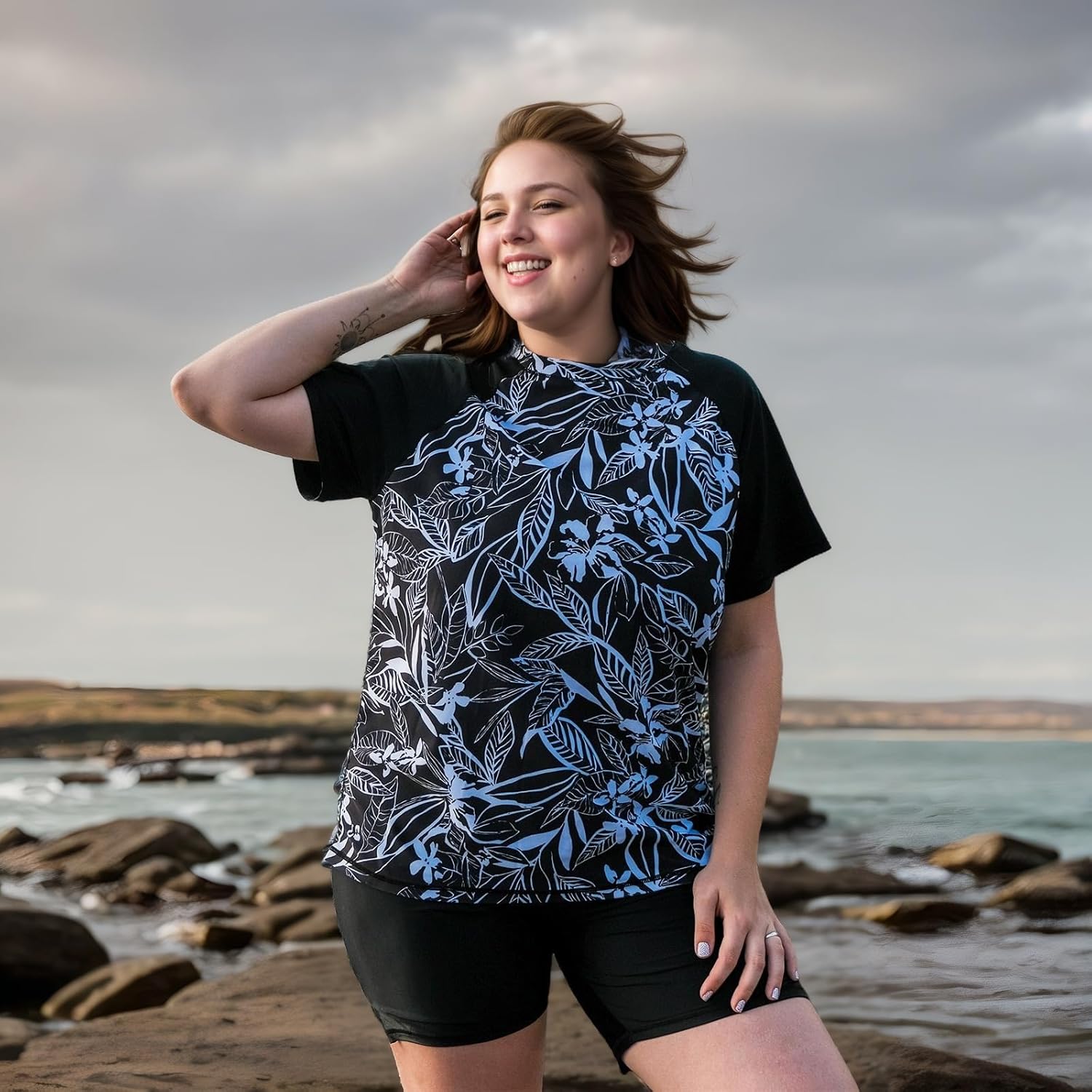 Inno Women's Plus Size 3 Piece Rash Guard Set with Bra Swimsuits Short Sleeve with Boyshorts UPF 50+ Surfing Swimwear, Black White with Bra,3X - Image 3