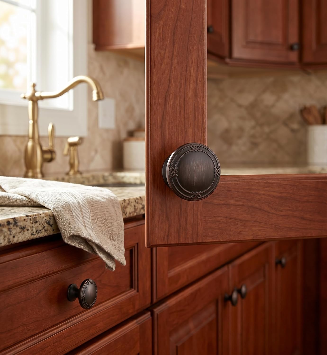 Cosmas 10 Pack 9462ORB Oil Rubbed Bronze Craftsman Knob 1-5/16 Inch image 2