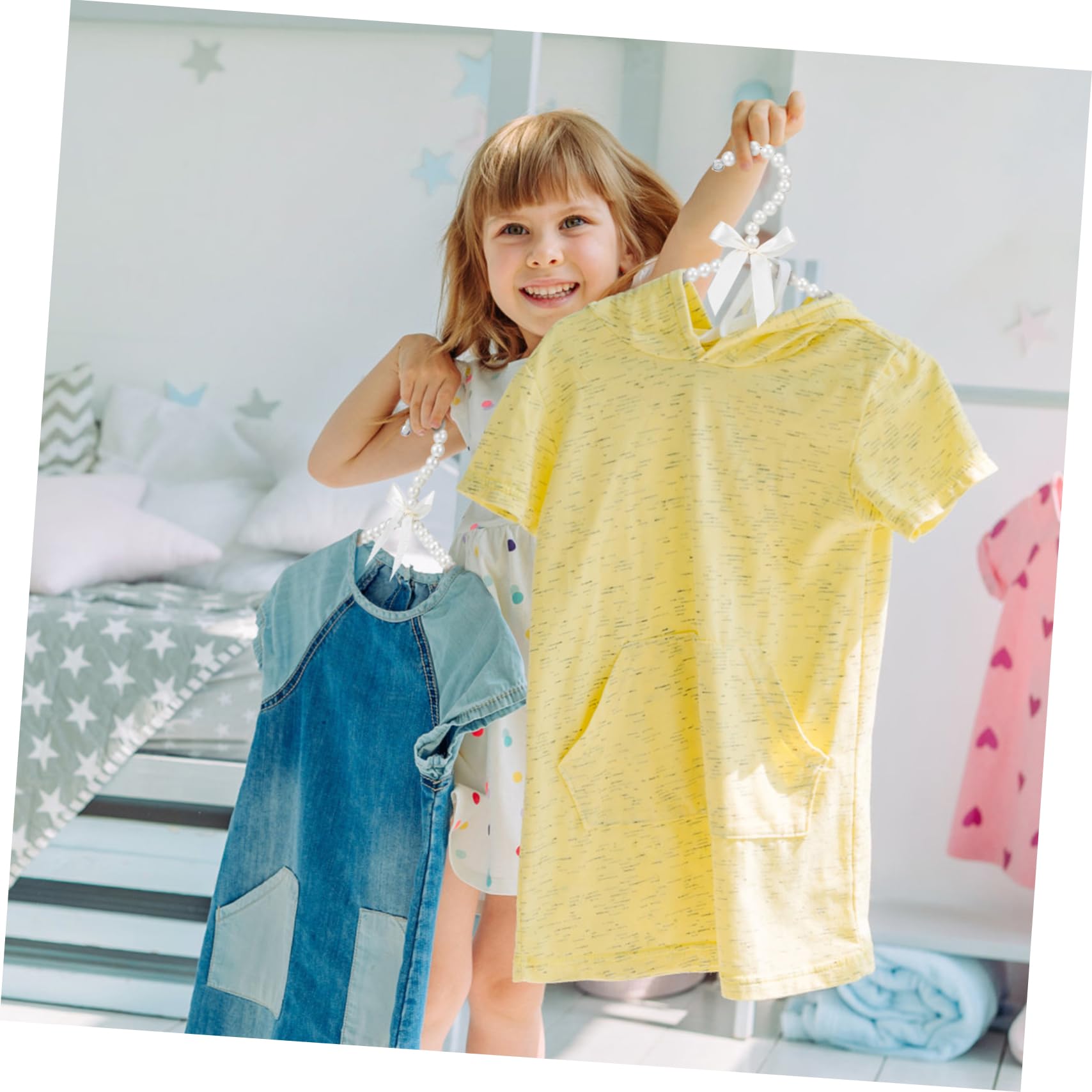 Garneck Versatile Plastic Hangers Kids' Closet Hangers Sturdy and Stylish for Laundry Storage