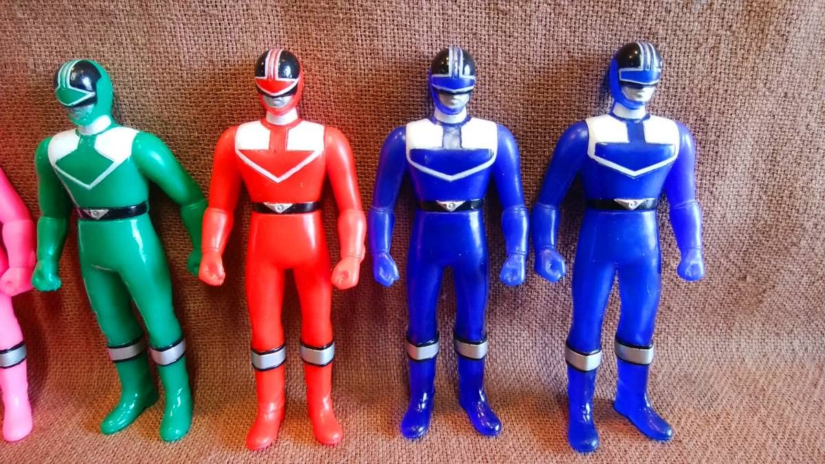 Amazon.co.jp: 平成 レトロ 当時物 未来戦隊 タイムレンジャー ソフビ