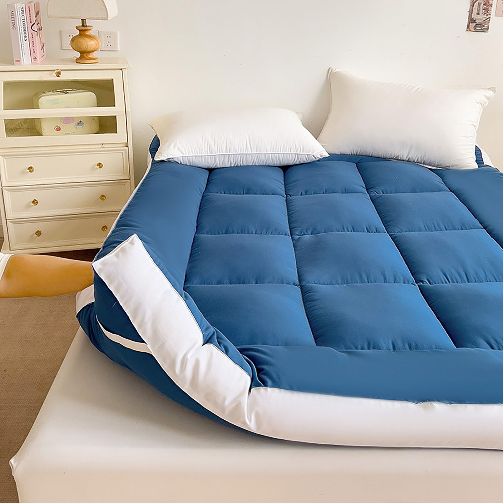 BK&MF Thickened Soybean Fiber Mattress Topper, Foldable Ultra Soft Washed Cotton Bed Pad with Corner Straps, Quilted Mattress Pad for Home, Apartment,Blue,180x200cm(71x79inch)
