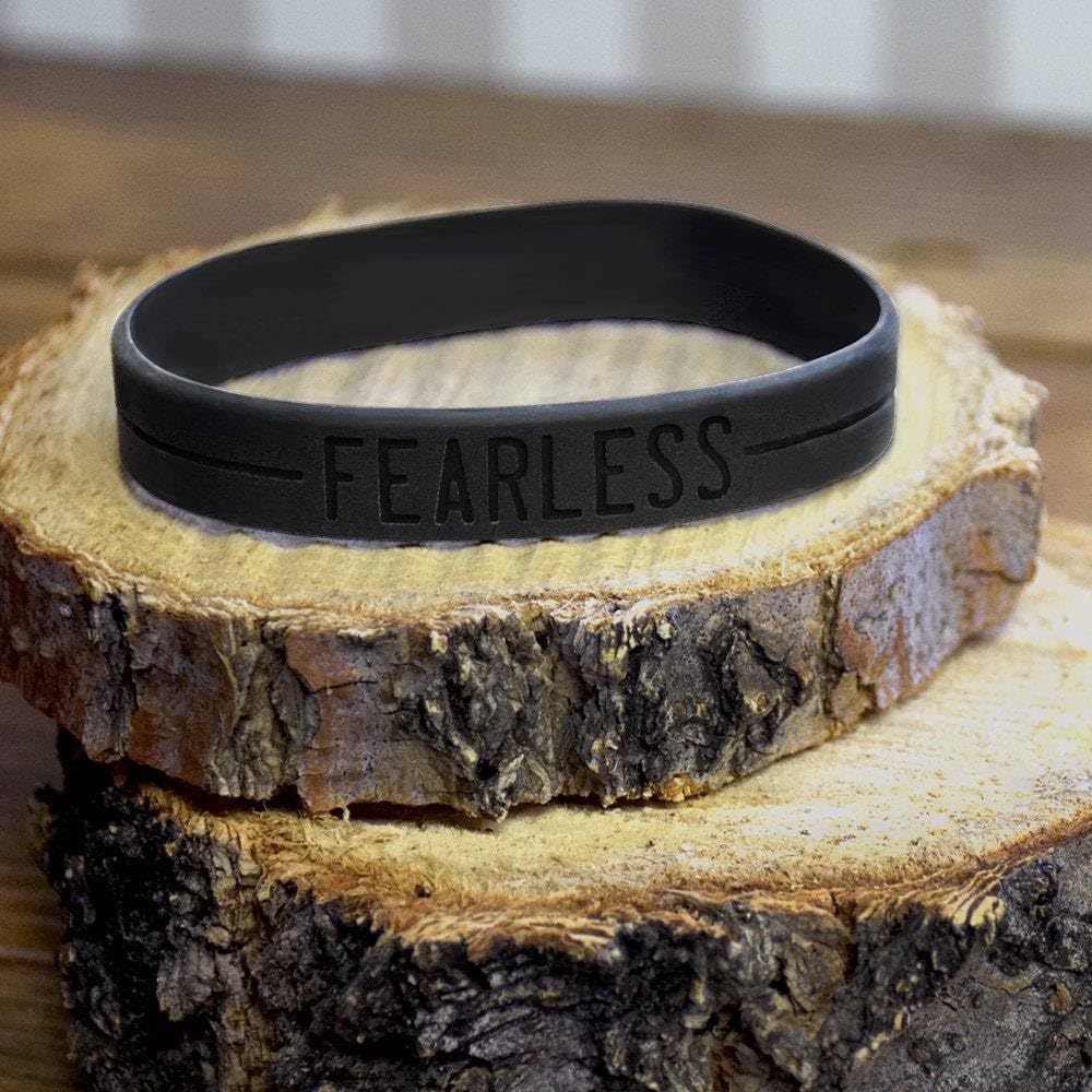 Lifebeats Fearless Silicone Bracelet - Image 2
