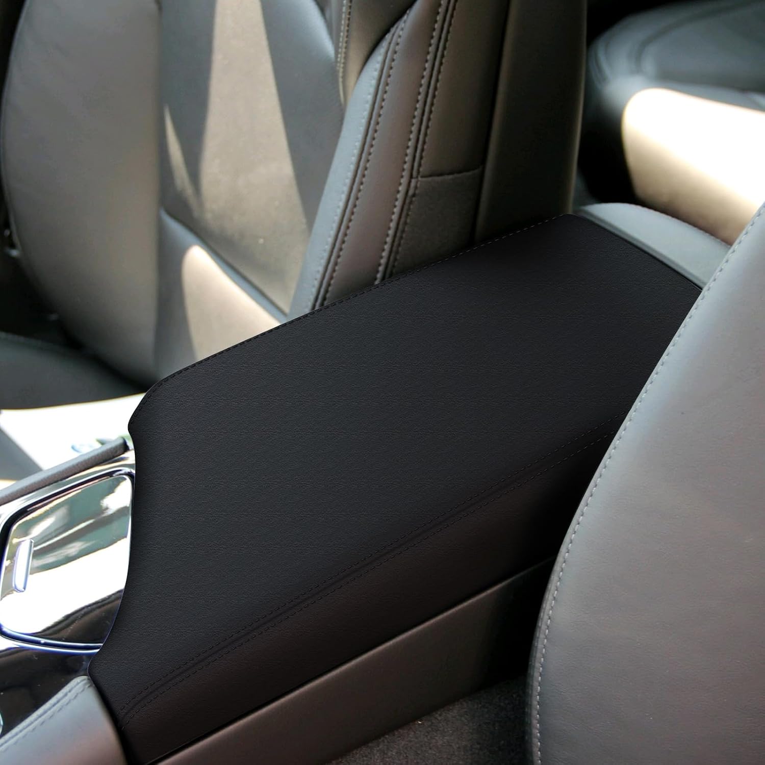 for Cadillac CT6 Center Console Armrest Box Cover 2016-2018 (Black) Armrest Resistant Waterproof 2016 2017 2018 for Cadillac CT6 Armrest Box Cover
