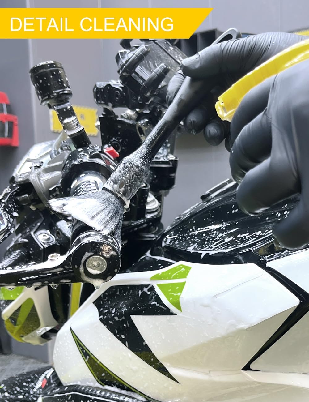 Motorcycle Dirtbike Wash Kit - Premium Cleaning and Detailing Set for Mudguard, Rims and Paint. Includes Motorcycle Cleaner (19 oz),Chain Clean (10 oz) Dry Lubricant (30ML)