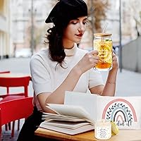 Vista 5 de Nuanchu Juego de 4 regalos de graduación para ella, regalos de felicitación 2025 para mujeres que creyó que podía de cristal, bolsa de maquillaje