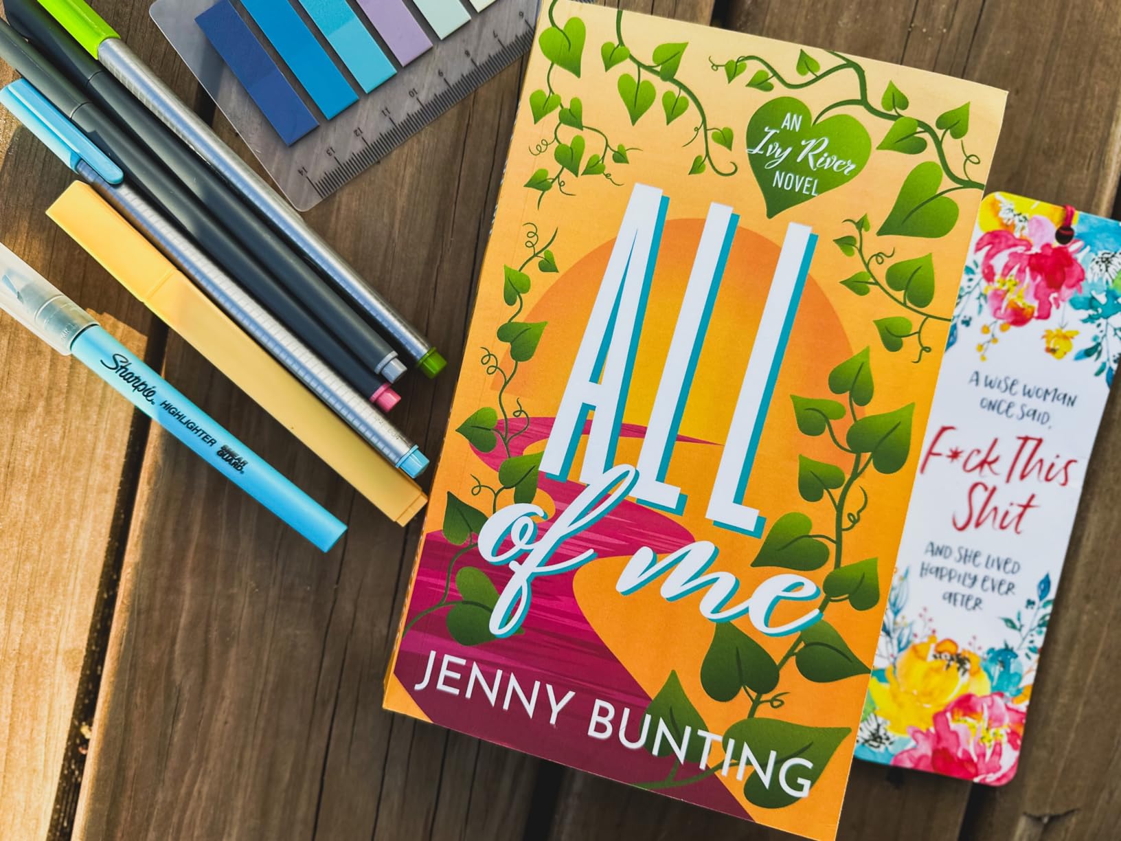 All of Me An Ivy River Novel Bunting, Jenny 9781956490121 Amazon