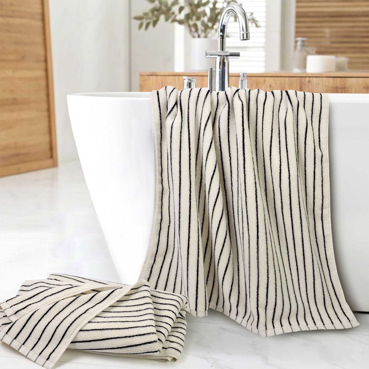 Lot de 2 serviettes de bain à rayures noires et blanches, grandes serviettes à séchage rapide, 69,8 x 139,7 cm, style rustique pour salle de bain, piscine, douche