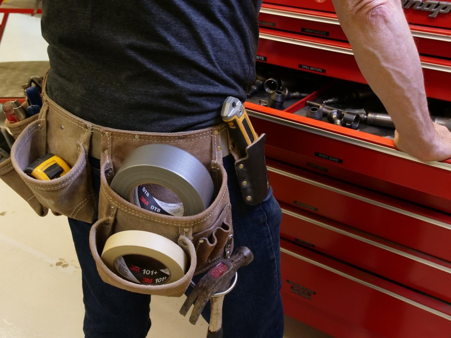 3M Value Masking Tape 101+, Tan, 36 mm x 55 m, 5.1 mil, 24 Roll/Case