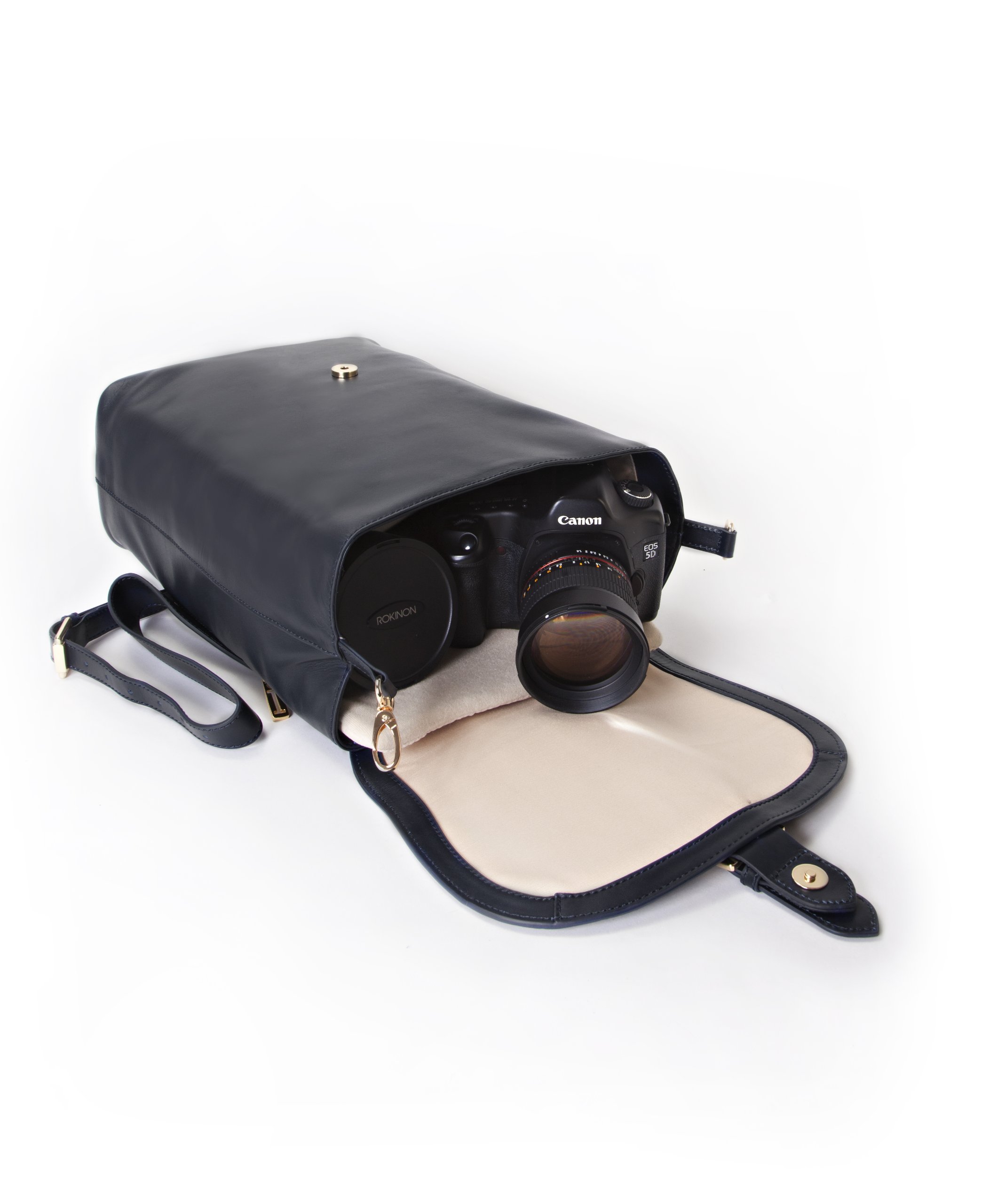 Isaac Mizrahi Kathryn mini Camera Backpack in Genuine Leather for DSLR Cameras, Lenses, Accessories and Other Tech Items-with Removable Internal Padded Pouch Electrónicos