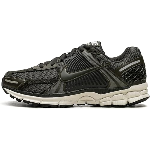 Nike Women's Zoom Vomero 5 Running Shoes