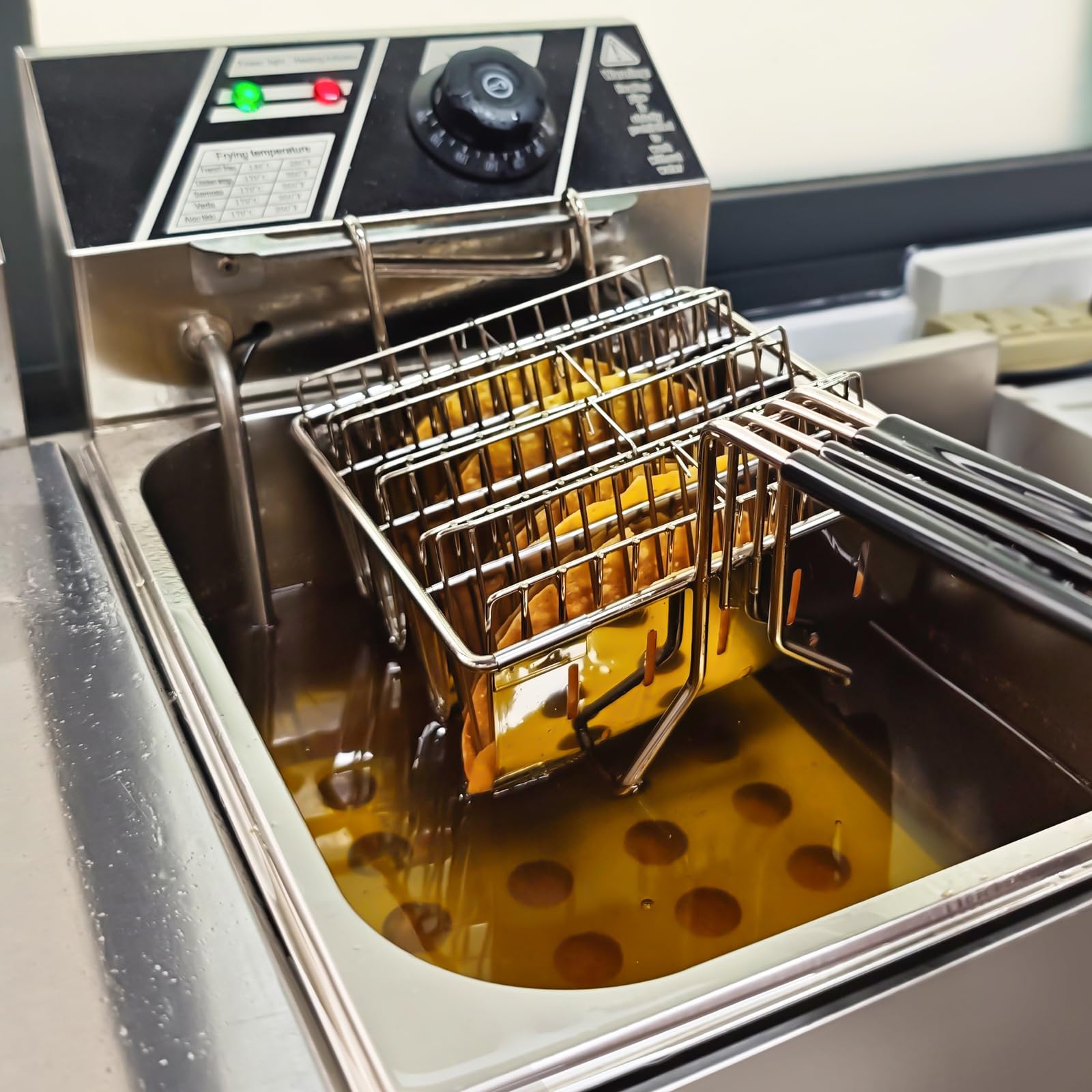 Formatrice Professionale per Conchiglie con 4 o 6 divisioni per focacce piegate preparate in Modo Uniforme Cestino Enchilada Profound Fry