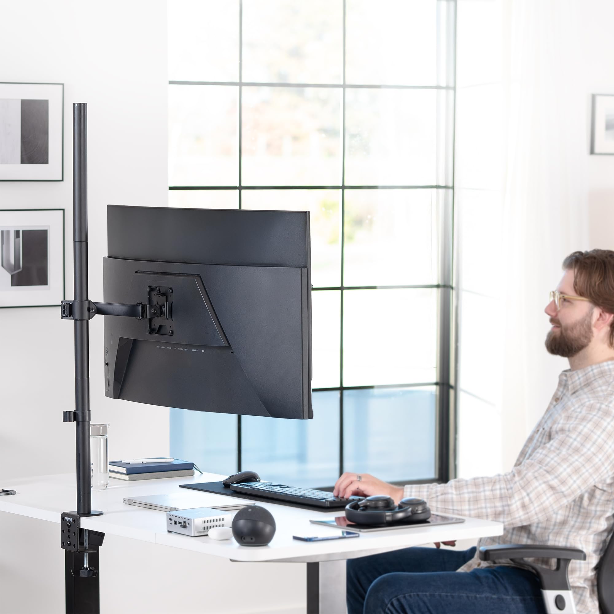 VIVO Stand-V011 Monitor-Schreibtischhalterung, 99,1 cm (39 Zoll) Stange, voll verstellbar, neigbar und schwenkbar, für Bildschirme von 33 bis 81,3 cm (13 bis 32 Zoll) mit VESA-Befestigung, Schwarz